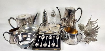 Lot 207 - A selection of silver plateware, to include...