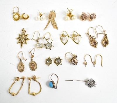 Lot 192 - A group of vintage earrings to include various...