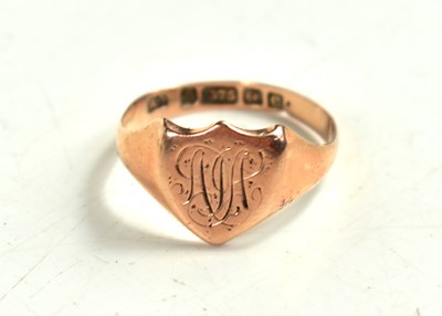 Lot 210 - A 9ct rose gold signet ring, 2.9g, size Q.
