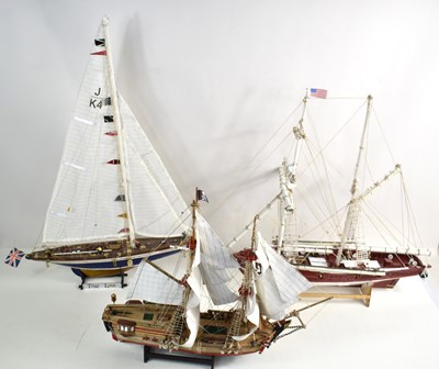 Lot 153 - A group of vintage model boats to include a...