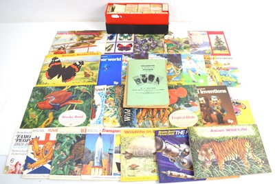 Lot 314 - A group of Brooke Bond tea cards, loose and in...