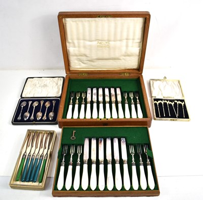 Lot 252 - A Mappin & Webb canteen of silver plated...
