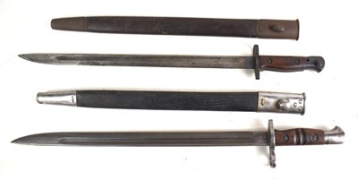 Lot 56 - A British 1913 pattern sword bayonet with...