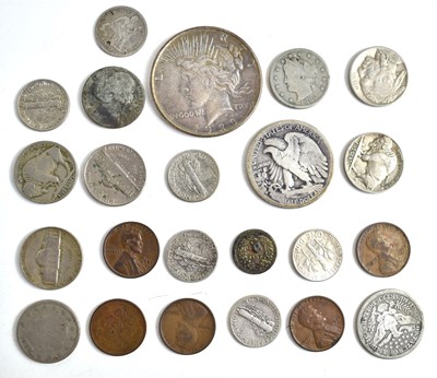 Lot 136 - A group of USA silver and other coins to...