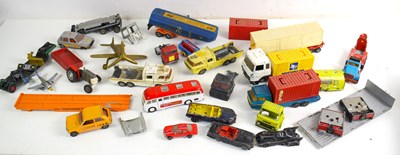 Lot 362 - A selection of Corgi and Matchbox toys to...
