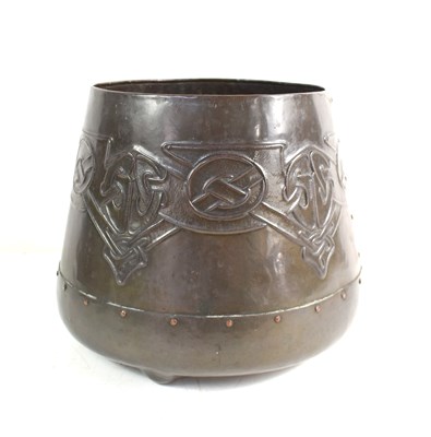 Lot 385 - An Arts and Crafts copper jardiniere with...