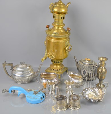 Lot 296 - A quantity of silverplate to include teapot,...