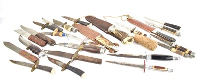 Lot 124 - A collection of vintage knives and daggers,...