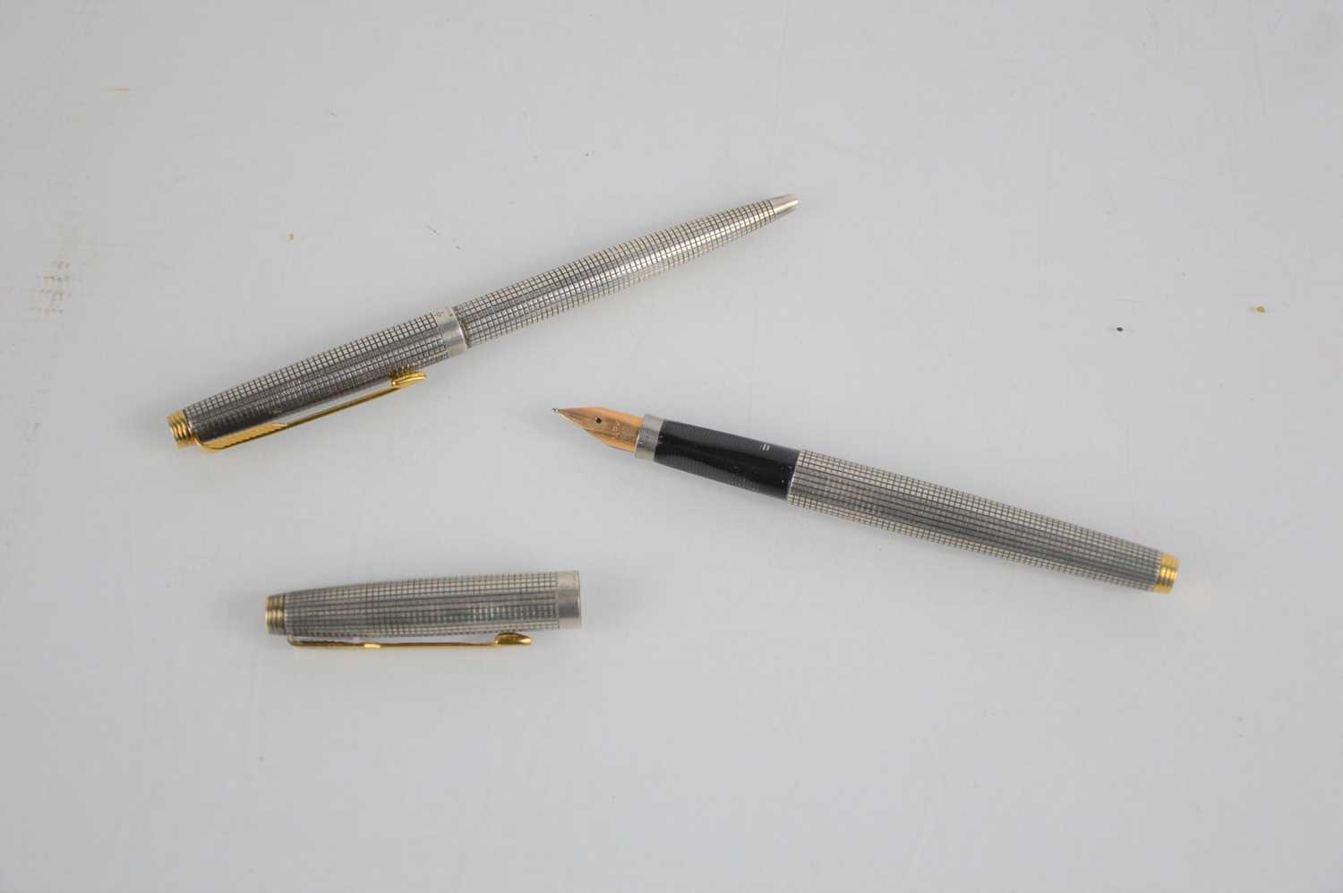 Lot 273 - A Parker 75 sterling silver fountain pen and...