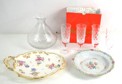 Lot 306 - An 18th century Chinese export porcelain dish...
