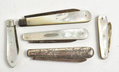 Lot 272 - A solid silver fruit knife together with four...