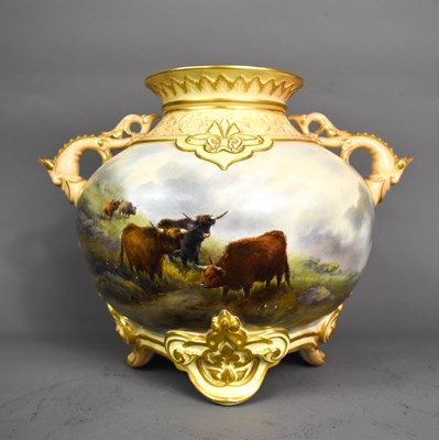 Lot 103 - A large Royal Worcester Jardinière vase with...