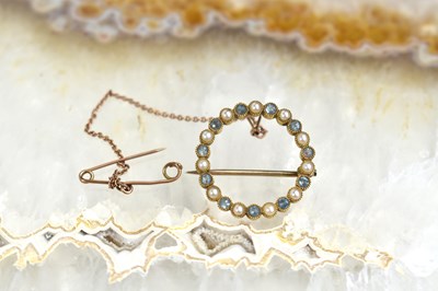 Lot 119 - An antique 15ct gold seed peal and topaz...