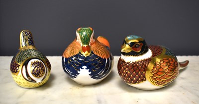 Lot 59 - A group of three Royal Crown Derby...