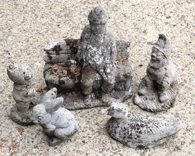 Lot 502 - A quantity of miscellaneous outside garden...