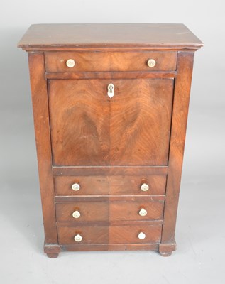 Lot 284 - A George III  mahogany apprentice miniature...