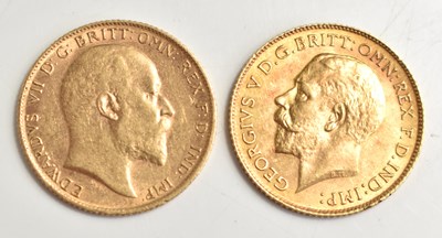 Lot 195 - Two gold half sovereigns, one Edward VII dated...