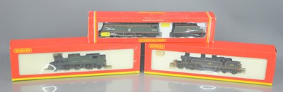 Lot 34 - Three boxed Hornby 00 gauge locomotives to...