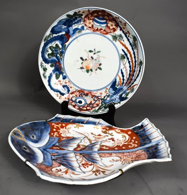 Lot 40 - A 19th century Imari plate in a fish shape...