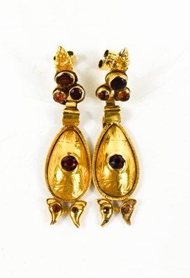 Lot 4 - A pair of early 19th century Spanish gold and...