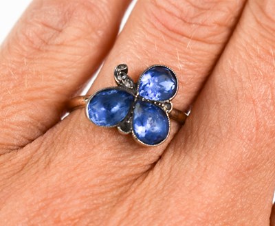 Lot 5 - A Georgian silver gilt and blue paste ring, in...