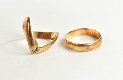 Lot 71 - A 9ct gold wishbone ring, set with small...