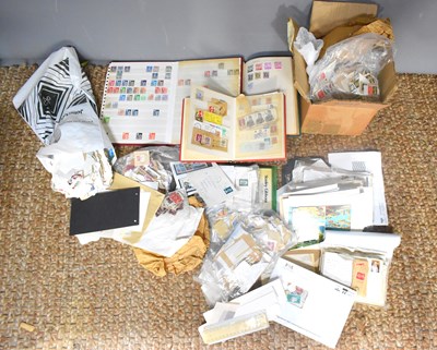 Lot 180 - A collection of GB and worldwide stamps, loose...