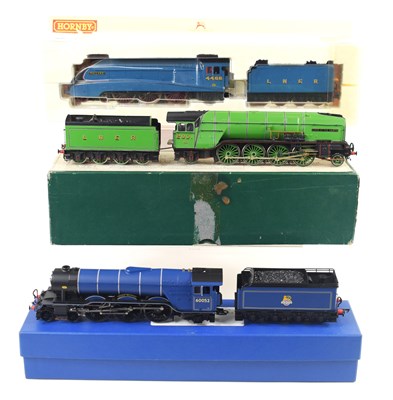 Lot 460 - A group of three OO gauge locomotives...