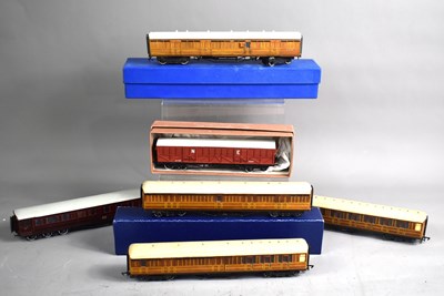 Lot 367 - A group of kit built OO gauge railway coaches...