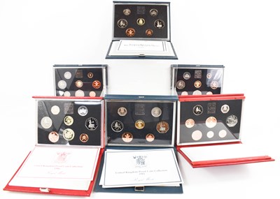 Lot 216 - A selection of Royal Mint presentation packs...