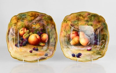 Lot 193 - A pair of Royal Worcester dishes, by HH Price,...