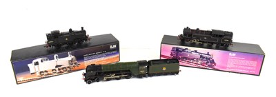 Lot 395 - A group of three kit built OO gauge...
