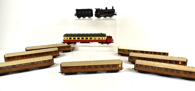 Lot 359 - A group of OO gauge LNER teak coaches with...