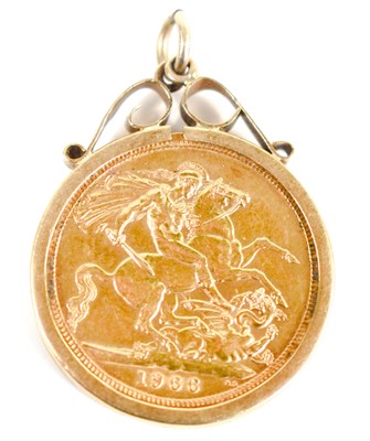 Lot 280 - An Elizabeth II gold sovereign set in a 9ct...