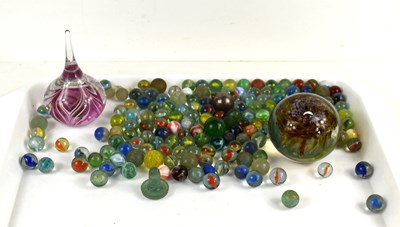 Lot 48 - A group of vintage glass marbles together with...