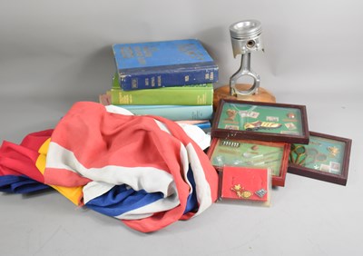 Lot 201 - A group of collectables to include a Union...