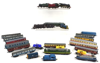 Lot 331 - A collection of N gauge model railway...