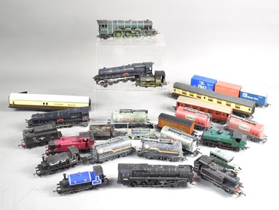 Lot 324 - A group of Hornby, Bachmann and Tri-ang OO...