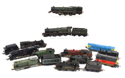 Lot 325 - A group of Triang, Lima, Hornby and Bachmann...