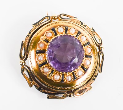 Lot 181 - A Victorian gold mourning brooch, set with...
