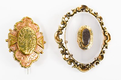 Lot 266 - A 19th century gold mourning brooch, set with...