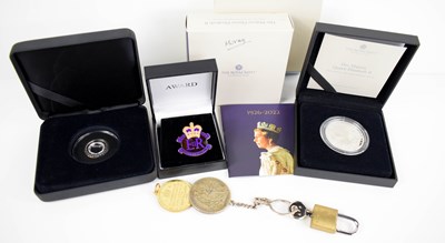 Lot 36 - A Royal Mint Queen Elizabeth II 2022 1oz...
