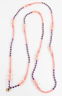 Lot 35 - A 9ct gold, coral and amethyst beaded necklace,...