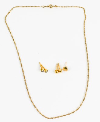 Lot 94 - A 10kt gold necklace, fine ropetwist form with...