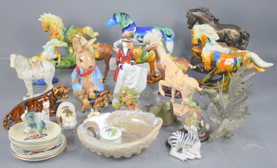 Lot 134 - A group of ceramic figurines and ornaments to...