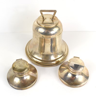 Lot 344 - A George V silver inkwell in the form of a...