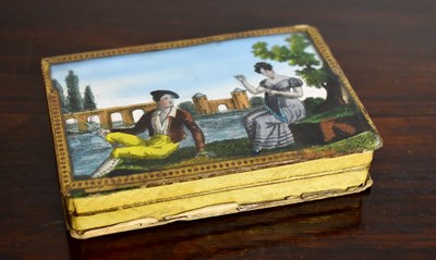 Lot 136 - A French Victorian trinket box, with Verre...