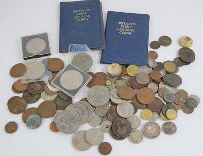 Lot 182 - A group of Victorian and later coinage to...