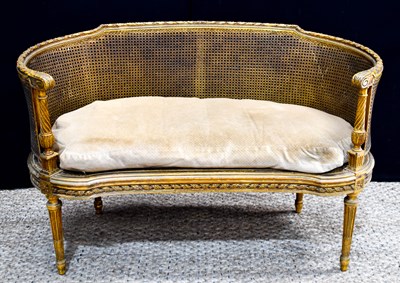Lot 363 - A French 20th century kidney shaped bedroom...