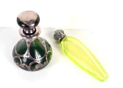 Lot 264 - A 19th century Sampson Mordan & Co uranium...